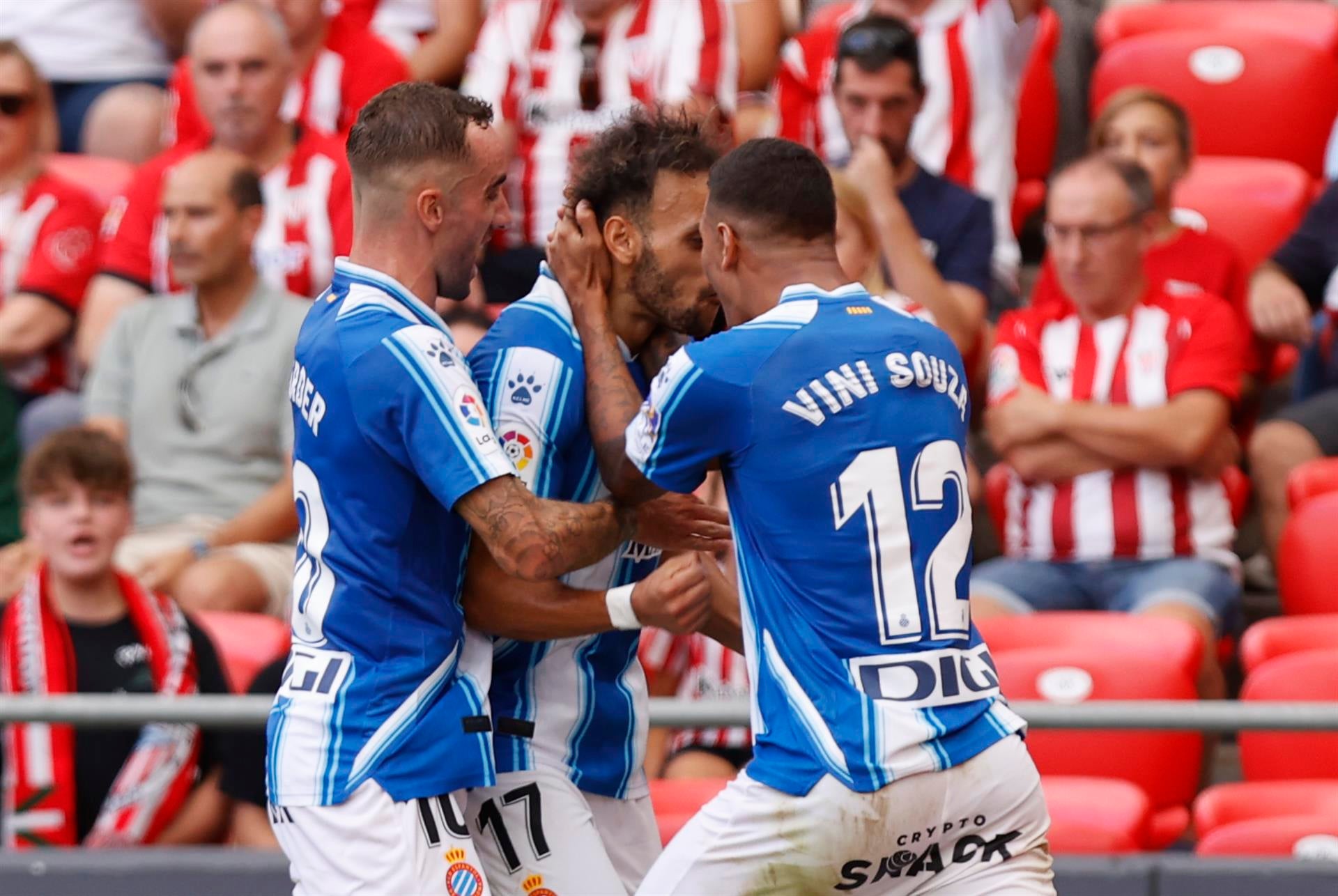 Braithwaite hace caer al Athletic ante el Espanyol en San Mamés Braithwaite hace caer al Athletic ante el Espanyol en San Mamés