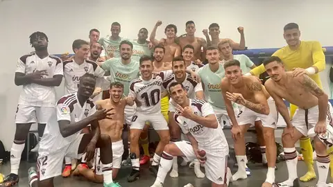 El Albacete se ha colocado líder de Segunda al sumar diez puntos tras cuatro jornadas El Albacete se ha colocado líder de Segunda al sumar diez puntos tras cuatro jornadas