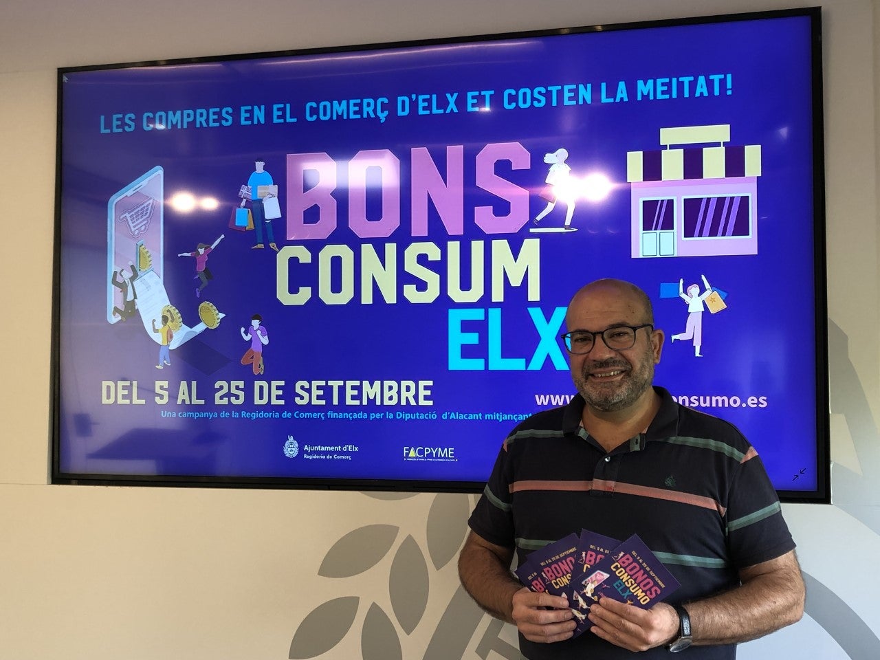 Elche lanza una nueva campaña de bonos consumo con 200.000 euros diarios esta semana Elche lanza una nueva campaña de bonos consumo con 200.000 euros diarios esta semana