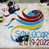 Una alfombra de sal conmemora el quinto centenario de la Circunnavegación Una alfombra de sal conmemora el quinto centenario de la Circunnavegación