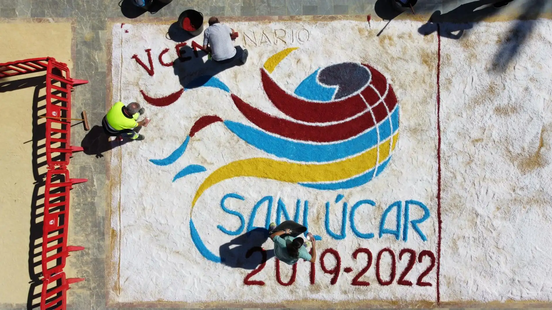 Una alfombra de sal conmemora el quinto centenario de la Circunnavegación