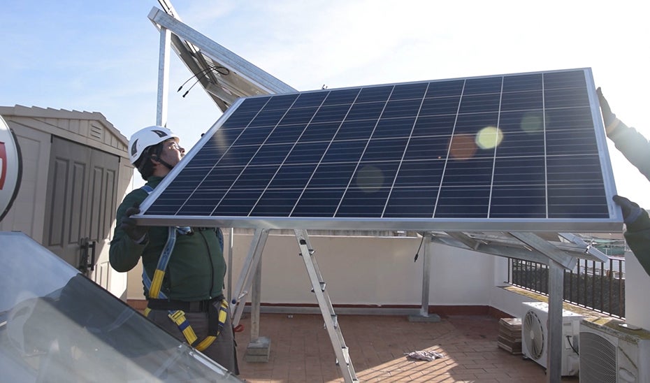 12.000 peticiones de ayudas para instalaciones de autoconsumo energético en CLM 12.000 peticiones de ayudas para instalaciones de autoconsumo energético en CLM