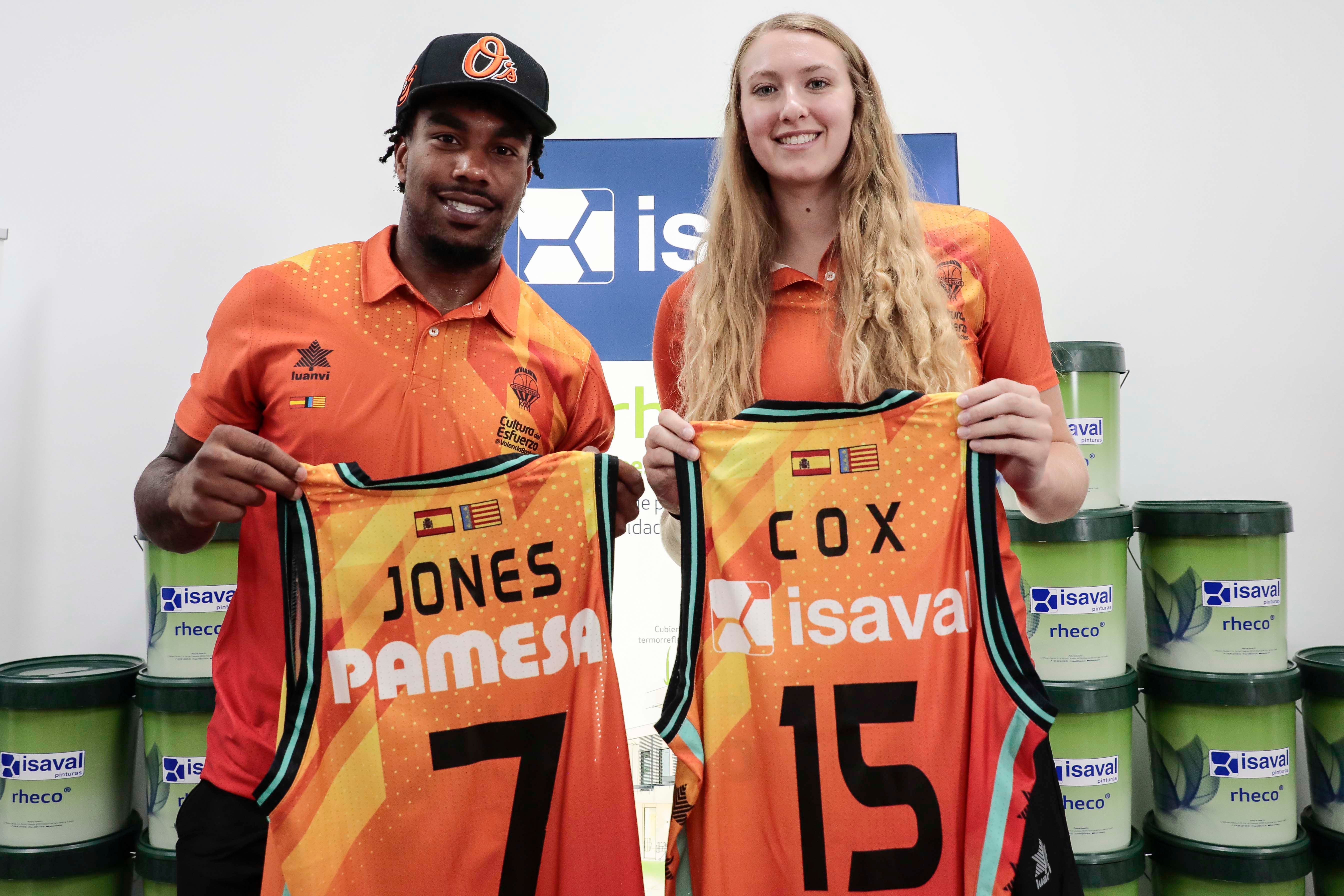Valencia Basket presenta a Lauren Cox y Chris Jones Valencia Basket presenta a Lauren Cox y Chris Jones
