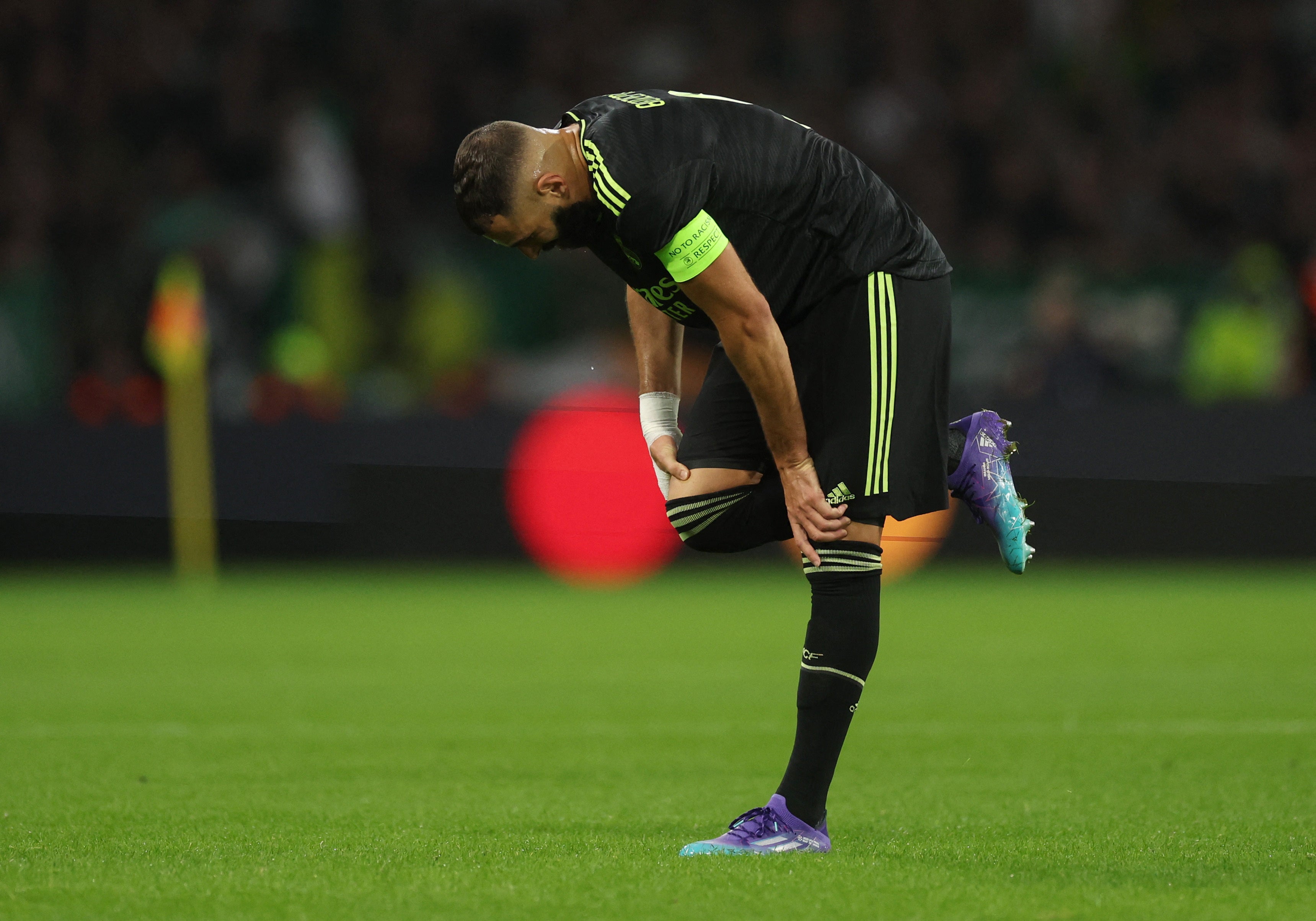 Karim Benzema sufre una lesión en el músculo semitendinoso y sobrecarga en el cuádriceps Karim Benzema sufre una lesión en el músculo semitendinoso y sobrecarga en el cuádriceps