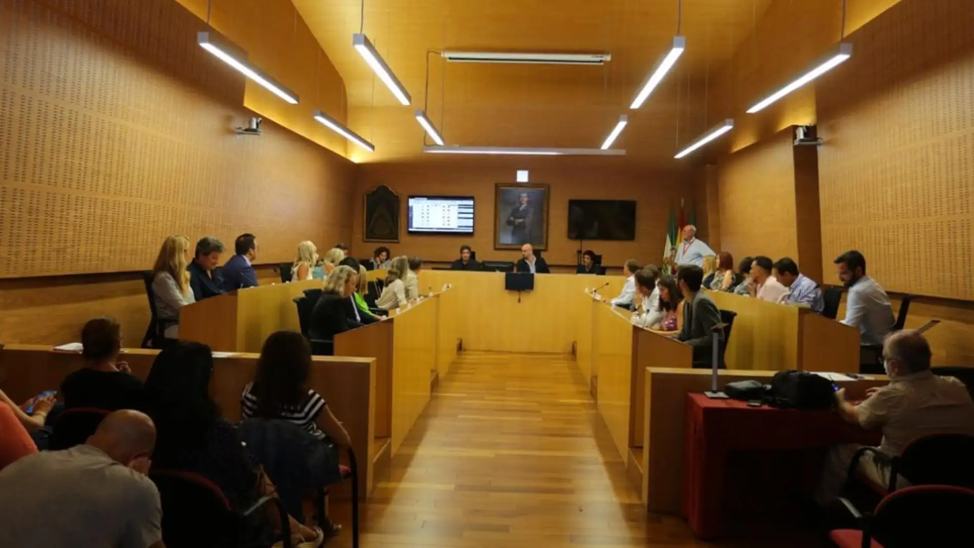 El Pleno del Ayuntamiento de El Puerto en una foto de archivo