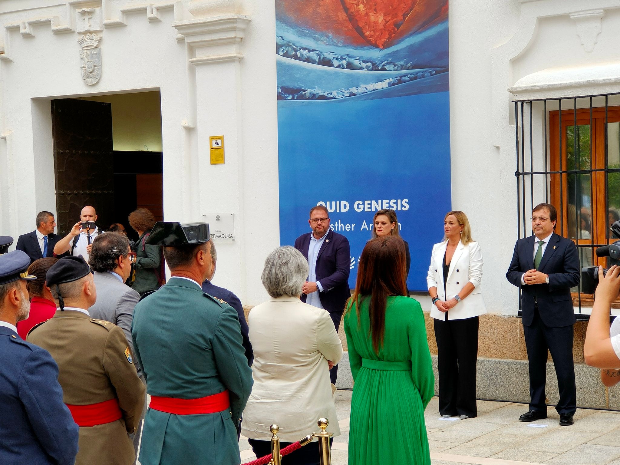 La Asamblea de Extremadura rinde homenaje a las víctimas del terrorismo La Asamblea de Extremadura rinde homenaje a las víctimas del terrorismo