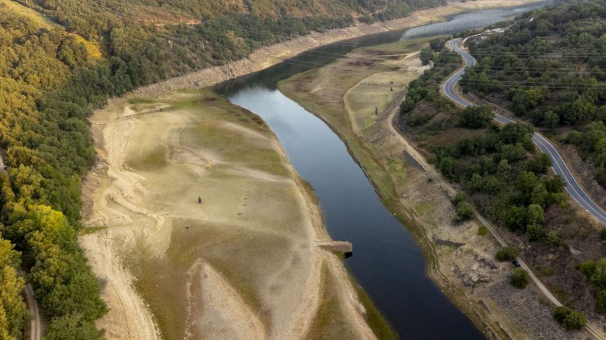 A CHMS reitera a necesidade de facer un uso responsable e eficiente da auga A CHMS reitera a necesidade de facer un uso responsable e eficiente da auga