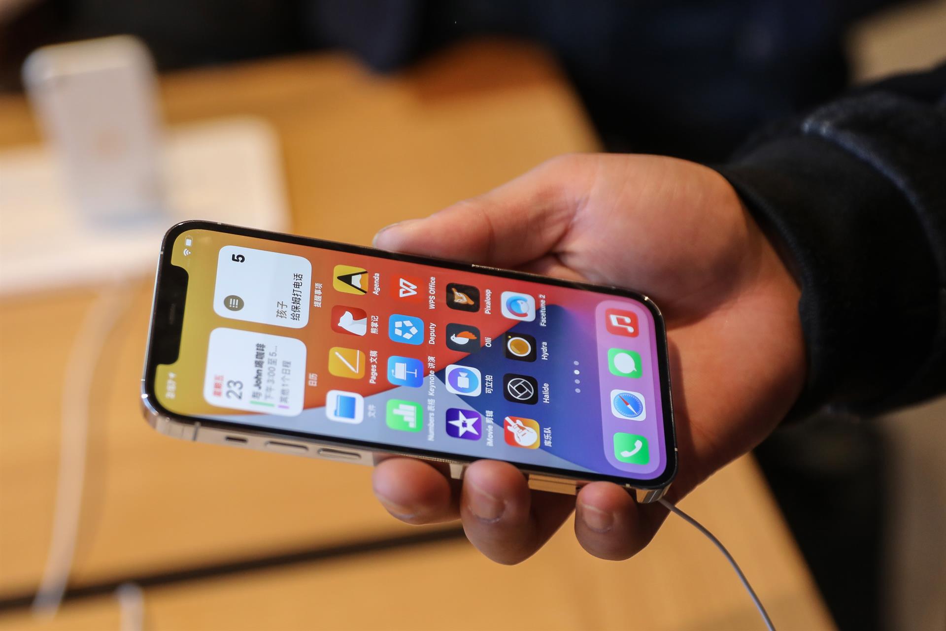 Se filtran los precios del nuevo iPhone 14: el más barato costará 1.029 euros Se filtran los precios del nuevo iPhone 14: el más barato costará 1.029 euros
