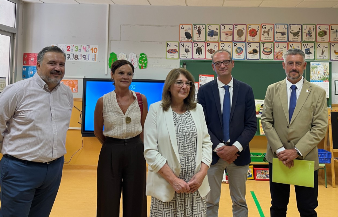 Las familias contarán este curso con un Cheque Guardería de 1200 euros al año para la escolarización del alumnado de hasta 3 años Las familias contarán este curso con un Cheque Guardería de 1200 euros al año para la escolarización del alumnado de hasta 3 años