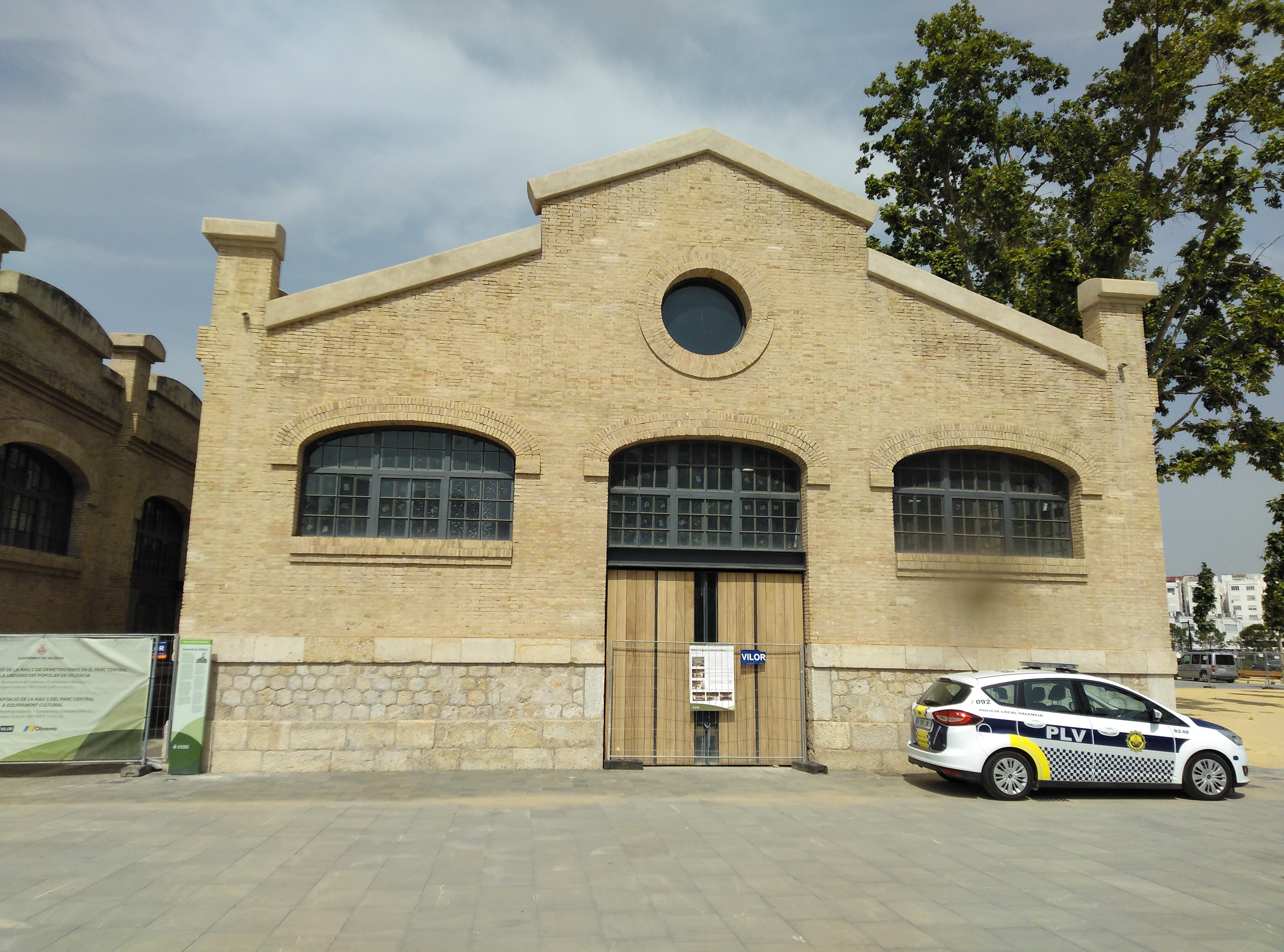 Este otoño abrirá por fin la nave de uso cultural del Parque Central de València Este otoño abrirá por fin la nave de uso cultural del Parque Central de València