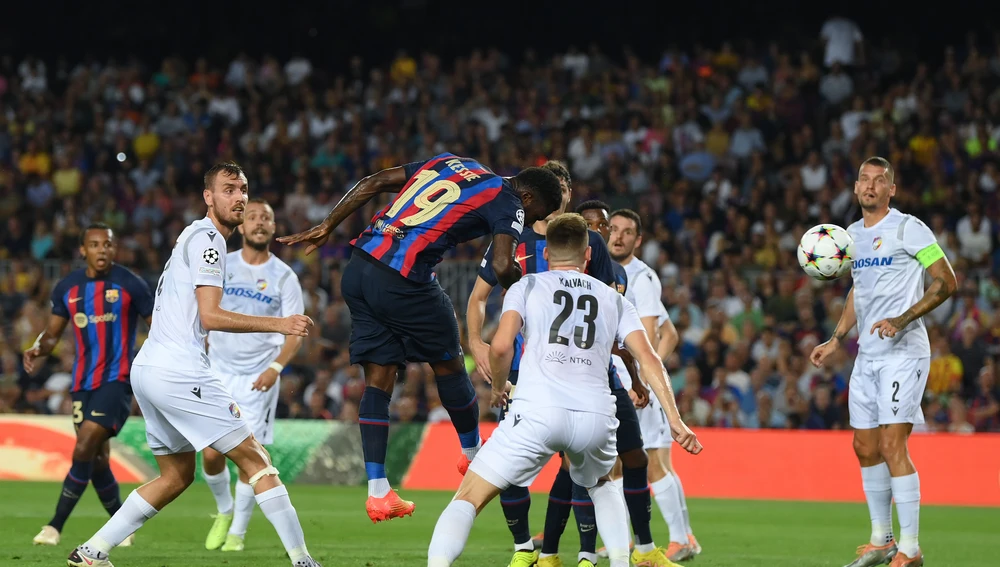 Gol de Kessié al Plzen Gol de Kessié al Plzen