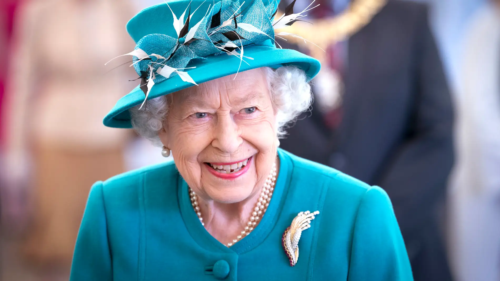 La reina Isabel II en el Instituto de Cambio Climático de Edimburgo, Escocia, 1 de julio. 