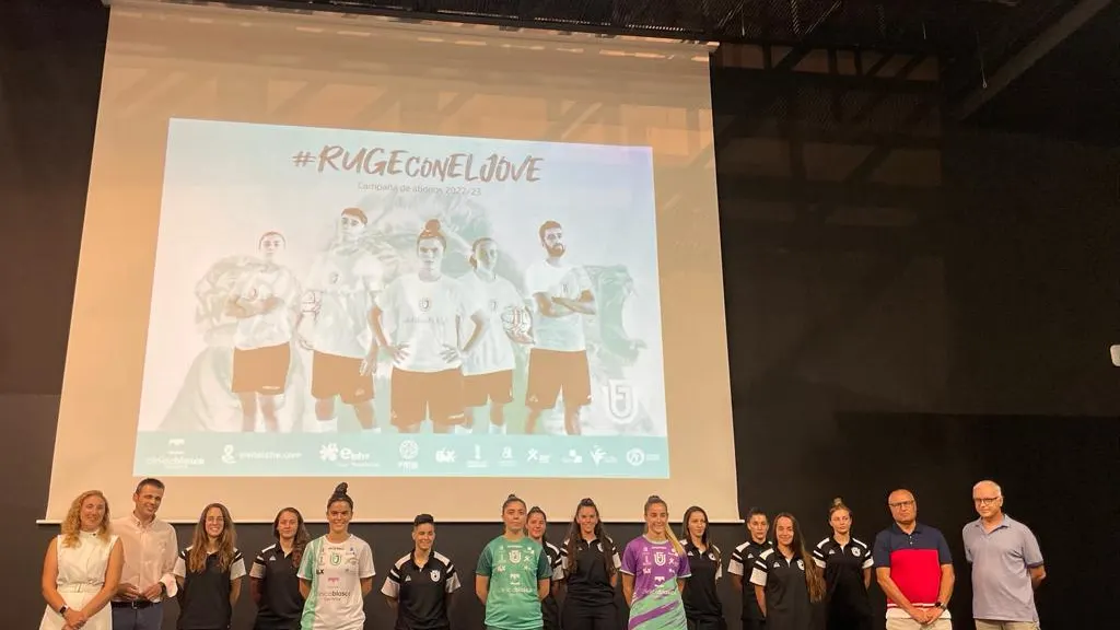 Presentaci&oacute;n de las nuevas equipaciones y de la campa&ntilde;a de abonos 2022/23 del Joventut d'Elx