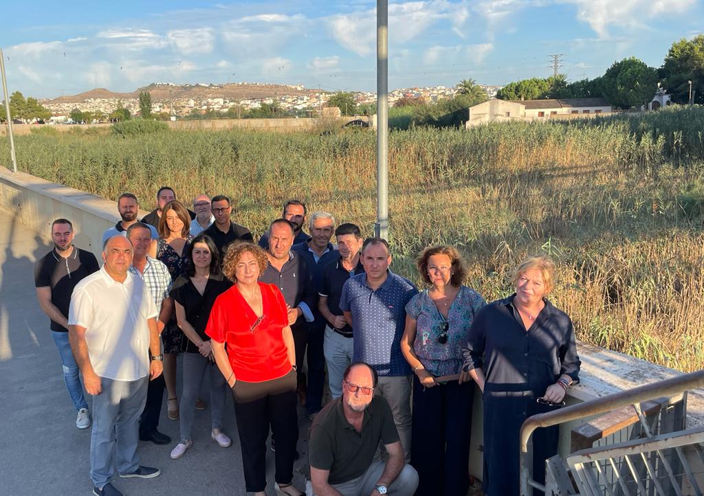Los alcaldes del PP de la Vega Baja exigen a la CHS la limpieza urgente del cauce del Segura Los alcaldes del PP de la Vega Baja exigen a la CHS la limpieza urgente del cauce del Segura