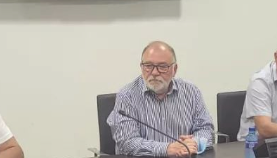 Ramón Canal: "La presencia de la Cámara de Comercio en Ribadesella está siendo muy positiva para el concejo" Ramón Canal: "La presencia de la Cámara de Comercio en Ribadesella está siendo muy positiva para el concejo"