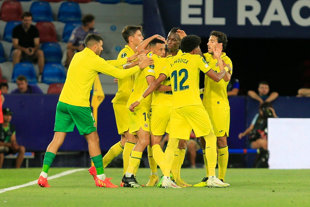 Coquelin salva el estreno del Villarreal Coquelin salva el estreno del Villarreal