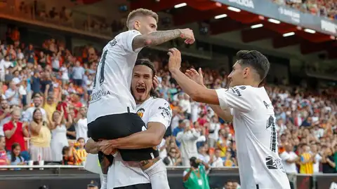 El Valencia celebra un gol ante el Celta