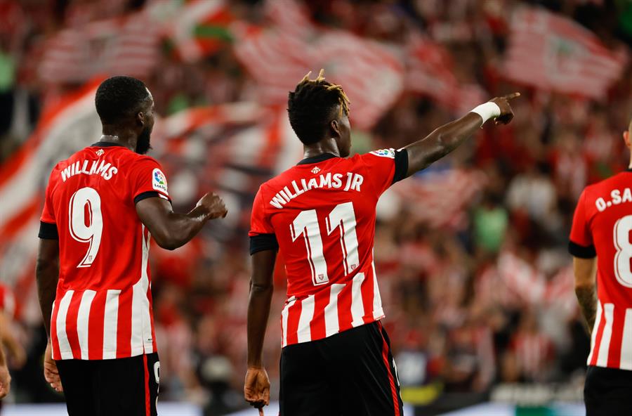 El Athletic se impone a un buen Rayo y se encarama a la Champions El Athletic se impone a un buen Rayo y se encarama a la Champions