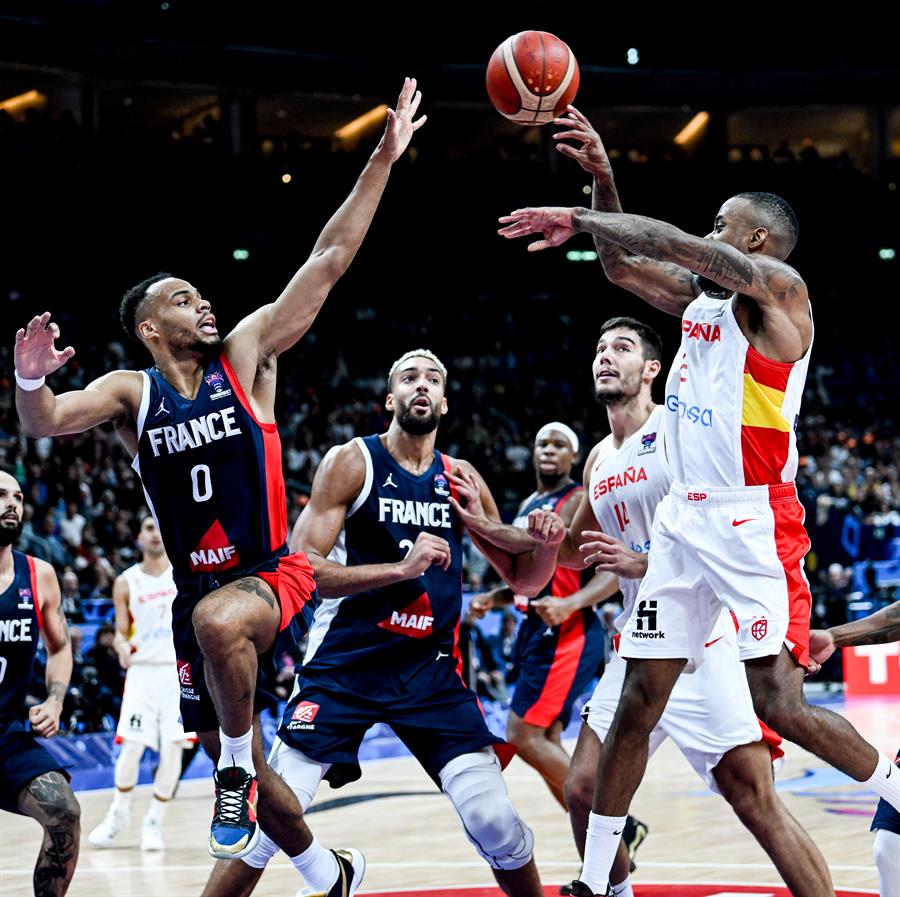 España conquista el Eurobasket con un sublime Juancho Hernángomez España conquista el Eurobasket con un sublime Juancho Hernángomez