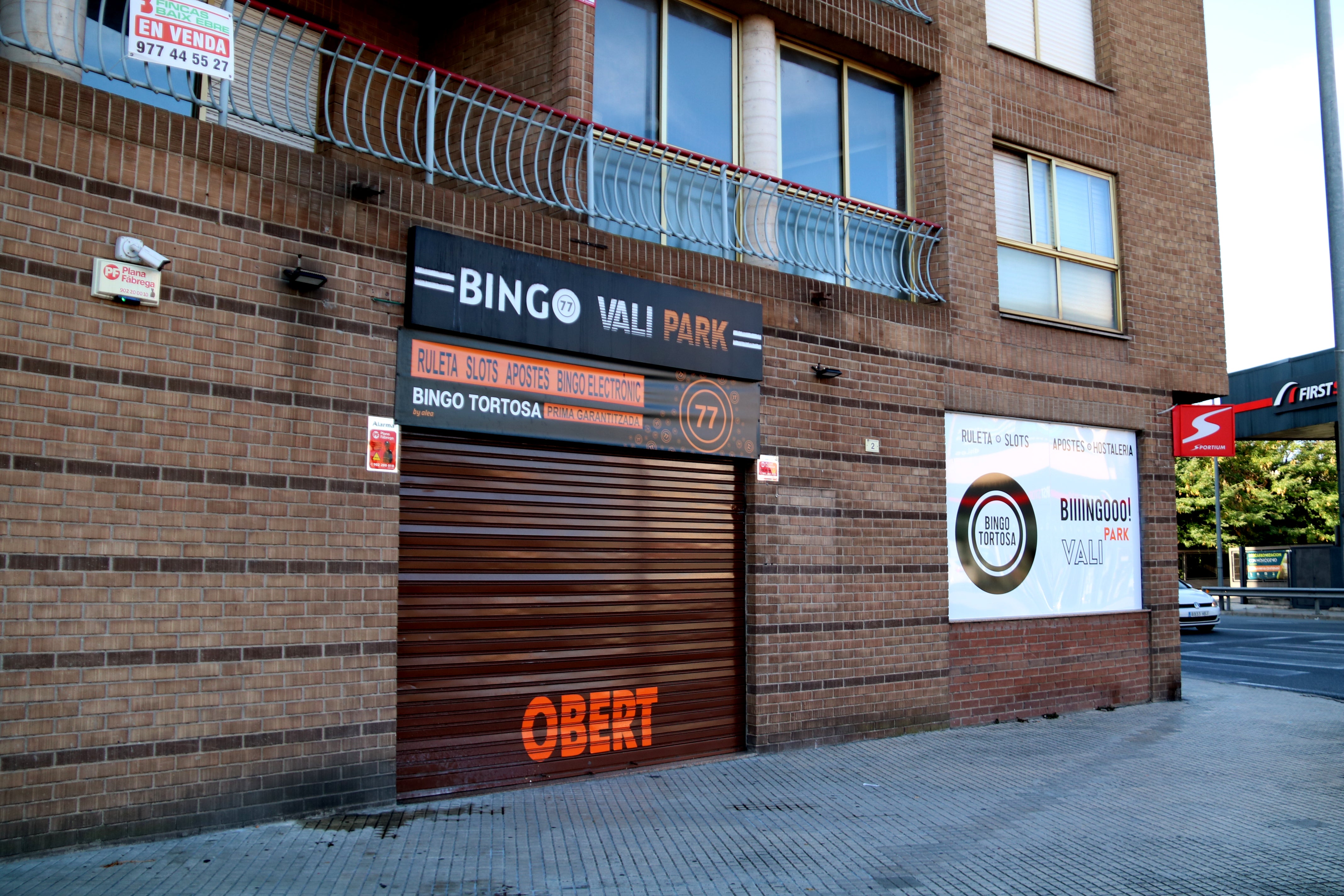 Un mort i un ferit en un atracament en un bingo de Tortosa Un mort i un ferit en un atracament en un bingo de Tortosa