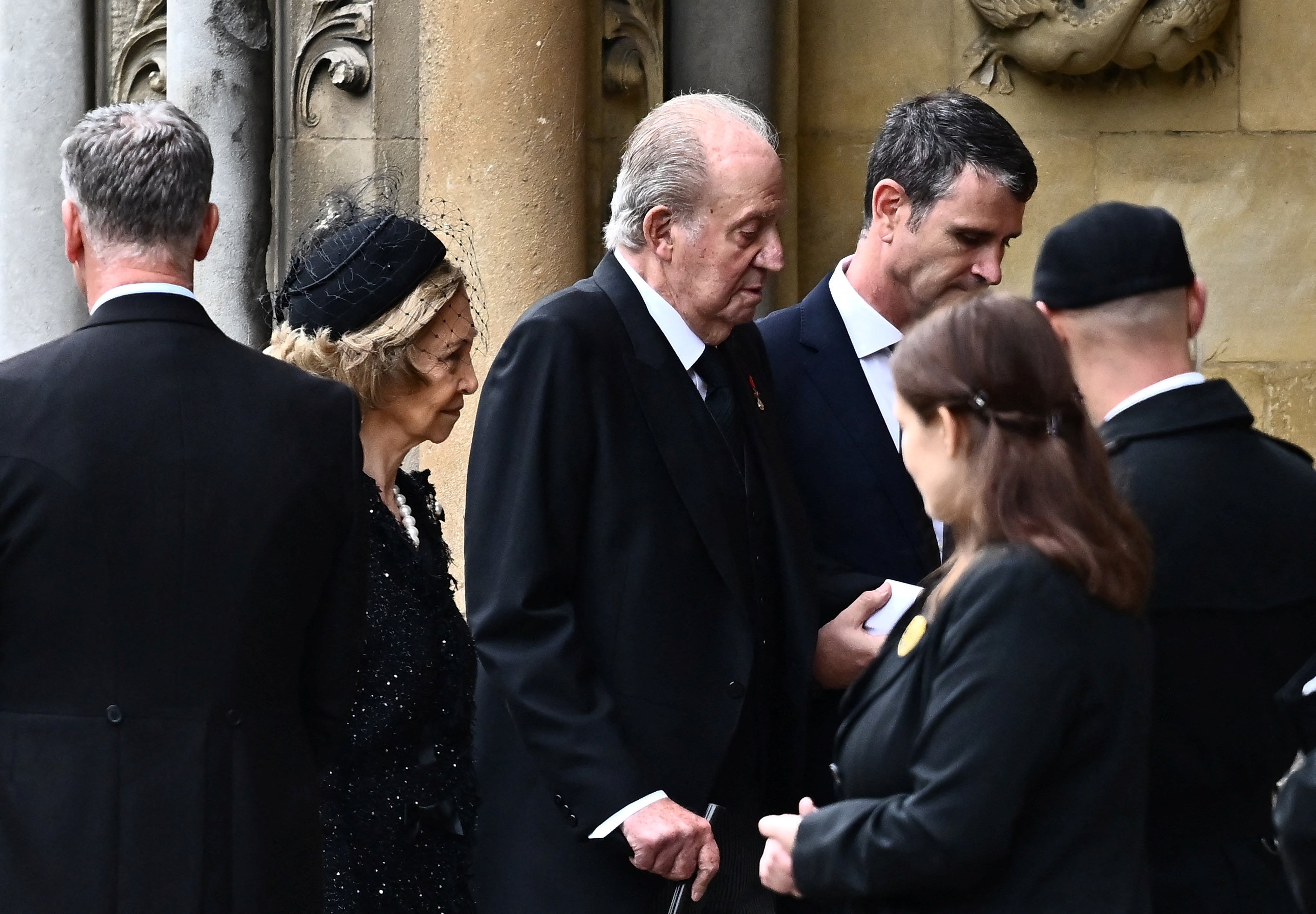 Las imágenes de los eméritos Don Juan Carlos y Doña Sofía en el funeral de Isabel II Las imágenes de los eméritos Don Juan Carlos y Doña Sofía en el funeral de Isabel II