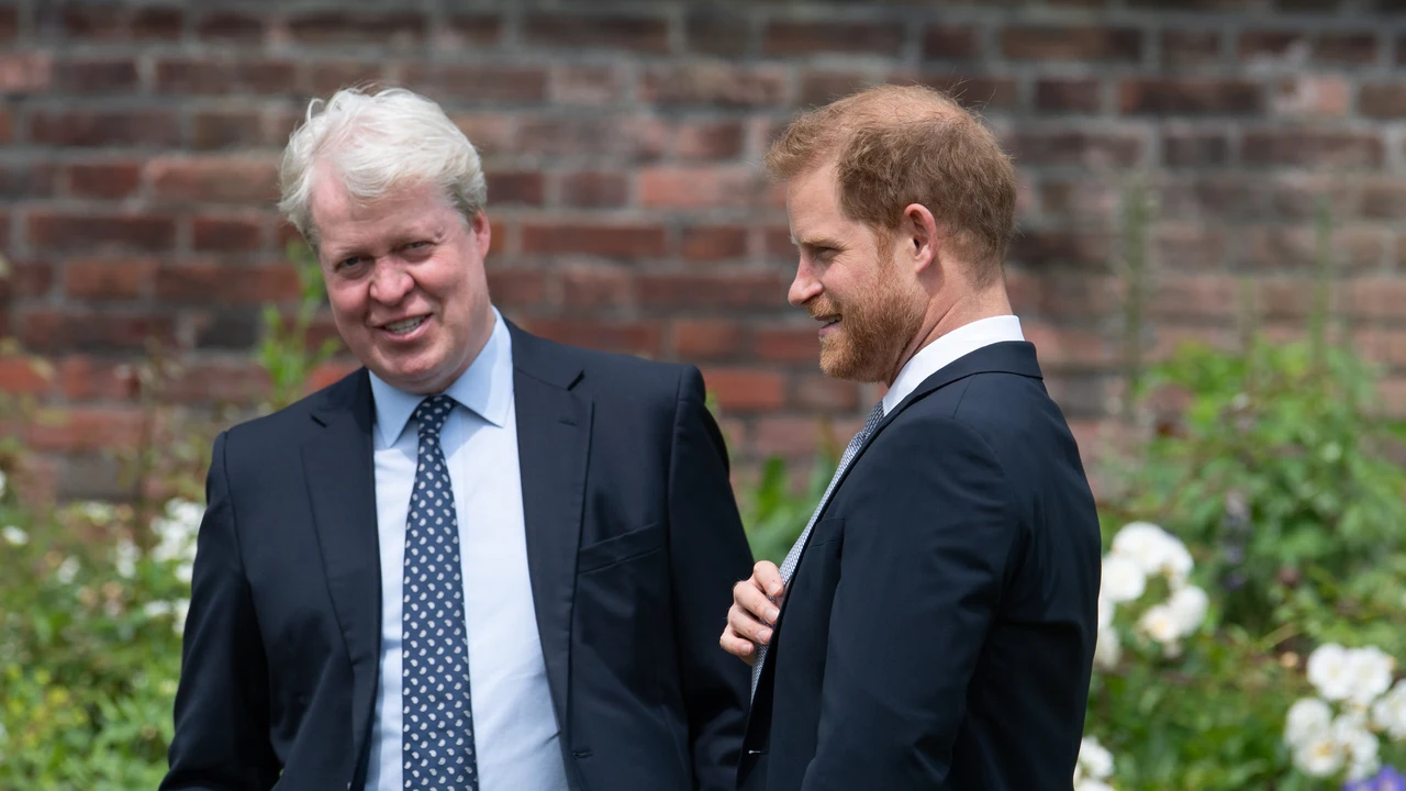 Charles Spencer, hermano de Diana de Gales, junto al príncipe Harry.