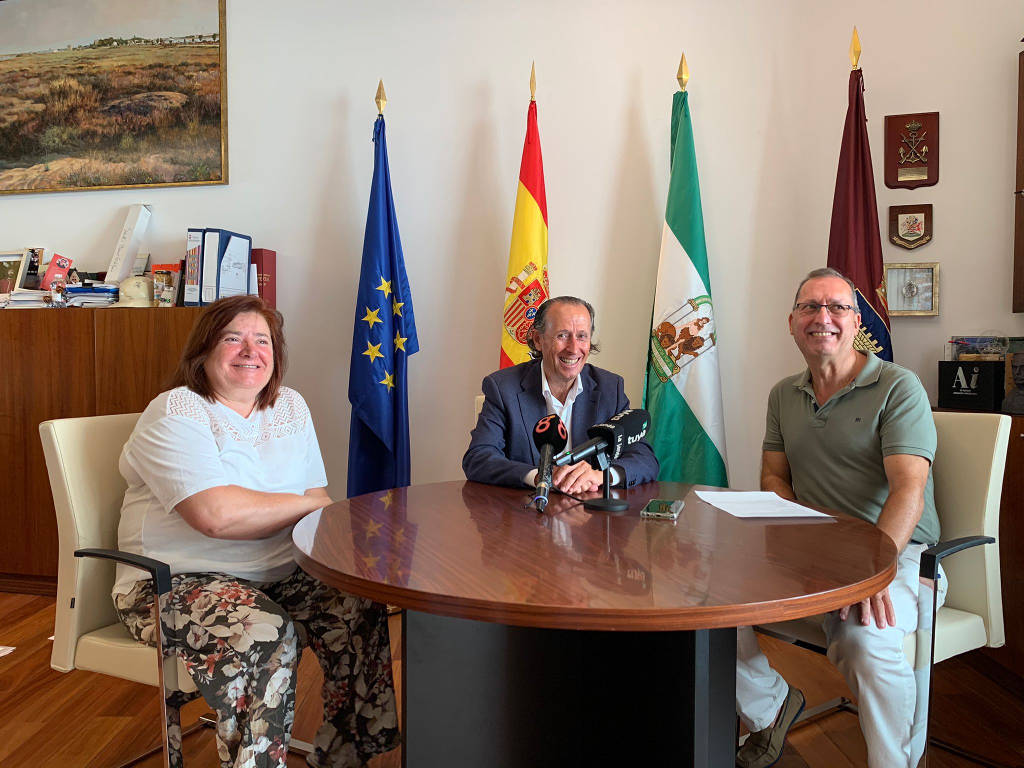 Siete plazas de Chiclana ofrecerán wifi gratis Siete plazas de Chiclana ofrecerán wifi gratis