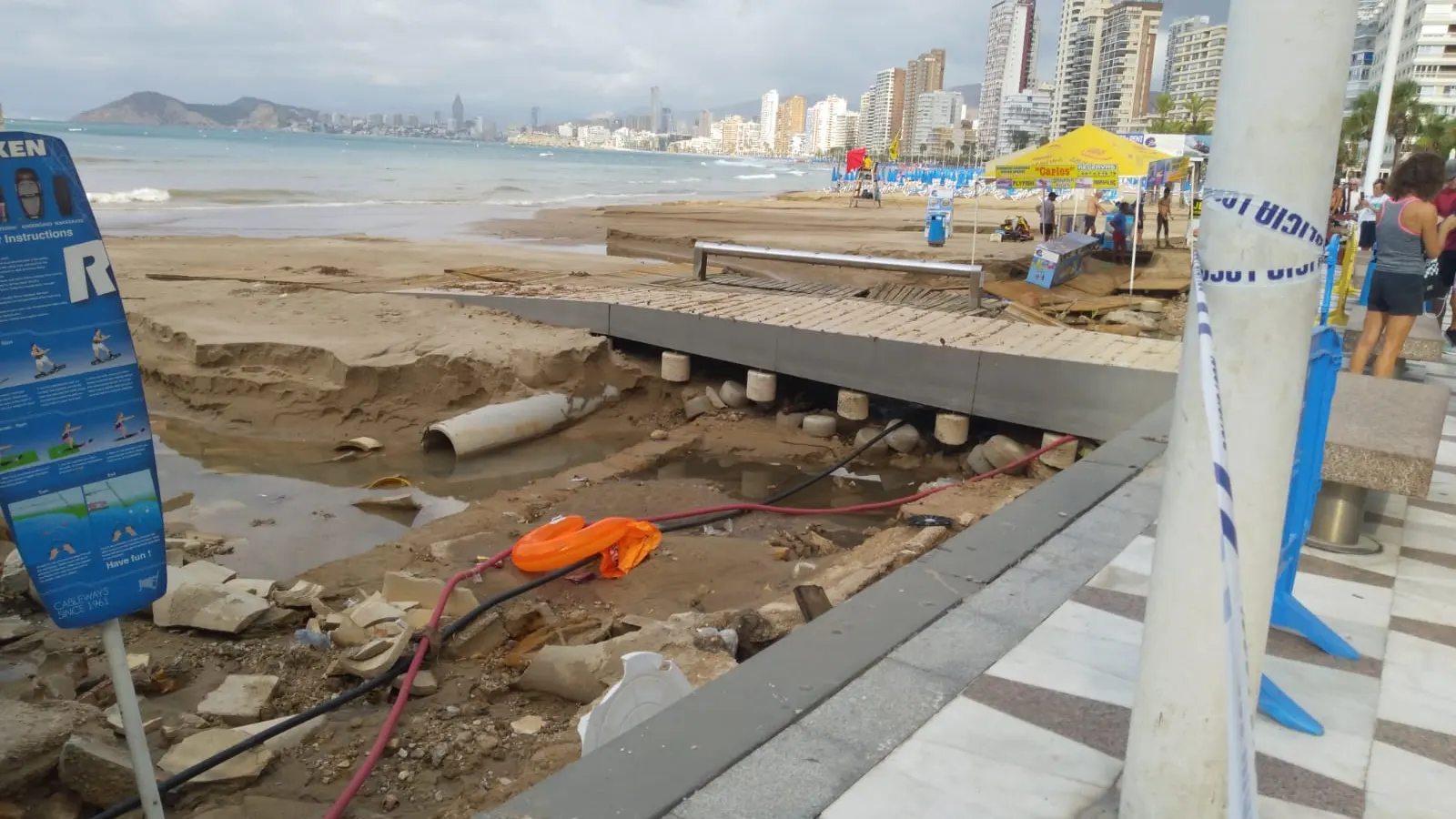 Benidorm destrozos lluvias playa levante Benidorm destrozos lluvias playa levante