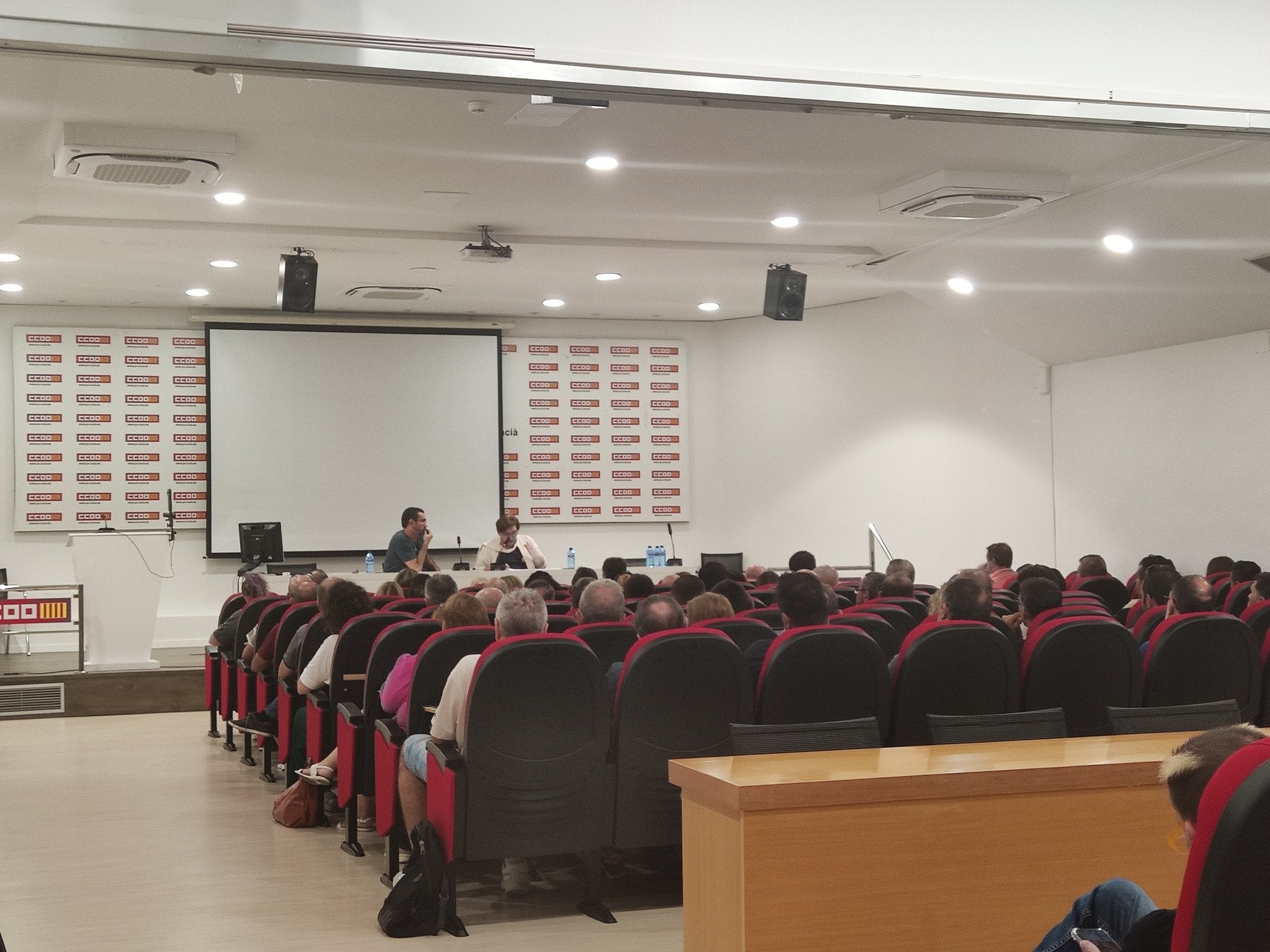 Cerca de cinco mil empresas valencianas renovarán a sus delegados sindicales hasta diciembre de 2023 Cerca de cinco mil empresas valencianas renovarán a sus delegados sindicales hasta diciembre de 2023