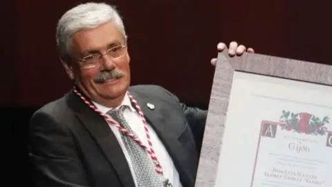 Luis Manuel Flórez 'Floro' Luis Manuel Flórez 'Floro'