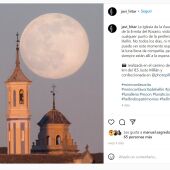 Hellín con la luna llena de fondo, fotografía ganadora del concurso “Mi rincón favorito”