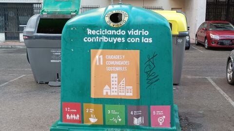 Contenedor de vidrio de Alcal&aacute; de Henares