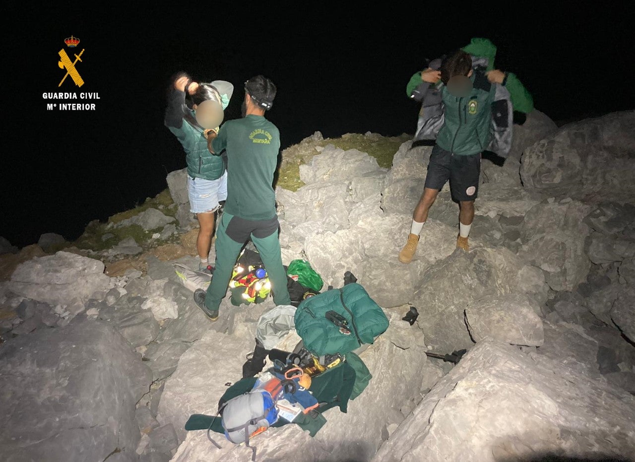 Rescatan en Ordesa a dos montañeros sin ropa de abrigo Rescatan en Ordesa a dos montañeros sin ropa de abrigo