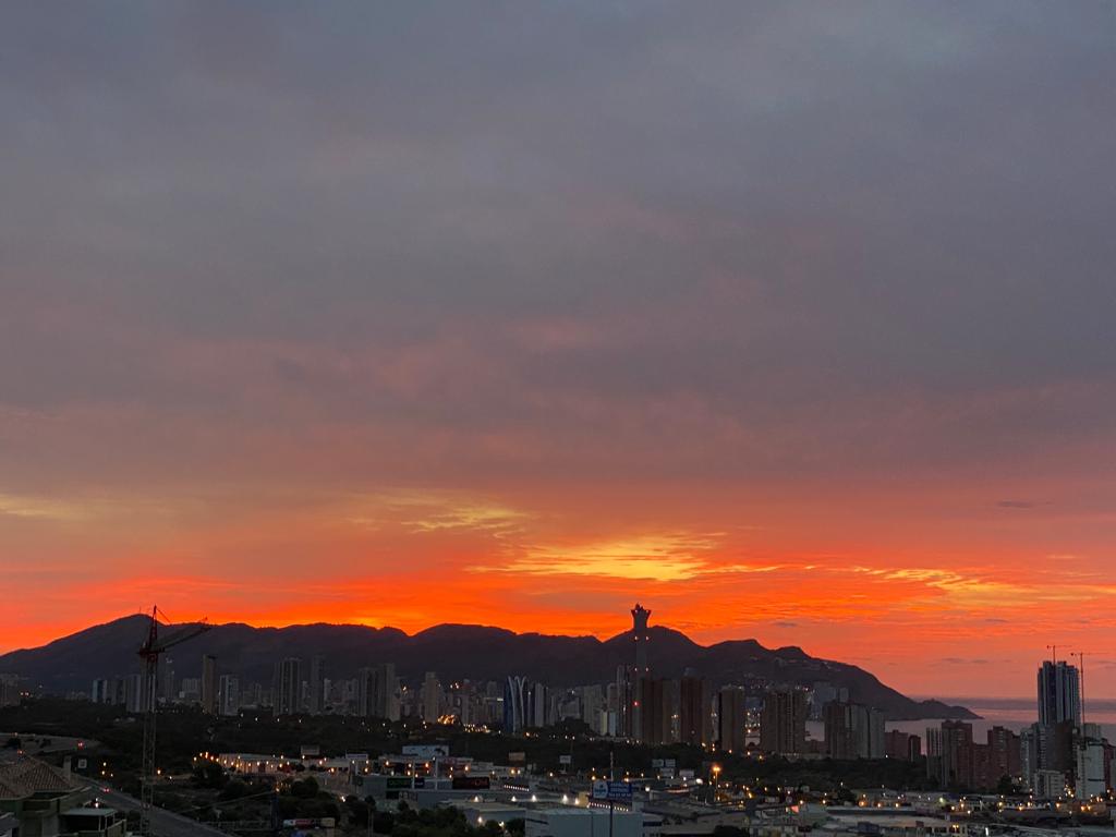 Miércoles con previsión de tormenta por la tarde en la Marina Baixa Miércoles con previsión de tormenta por la tarde en la Marina Baixa
