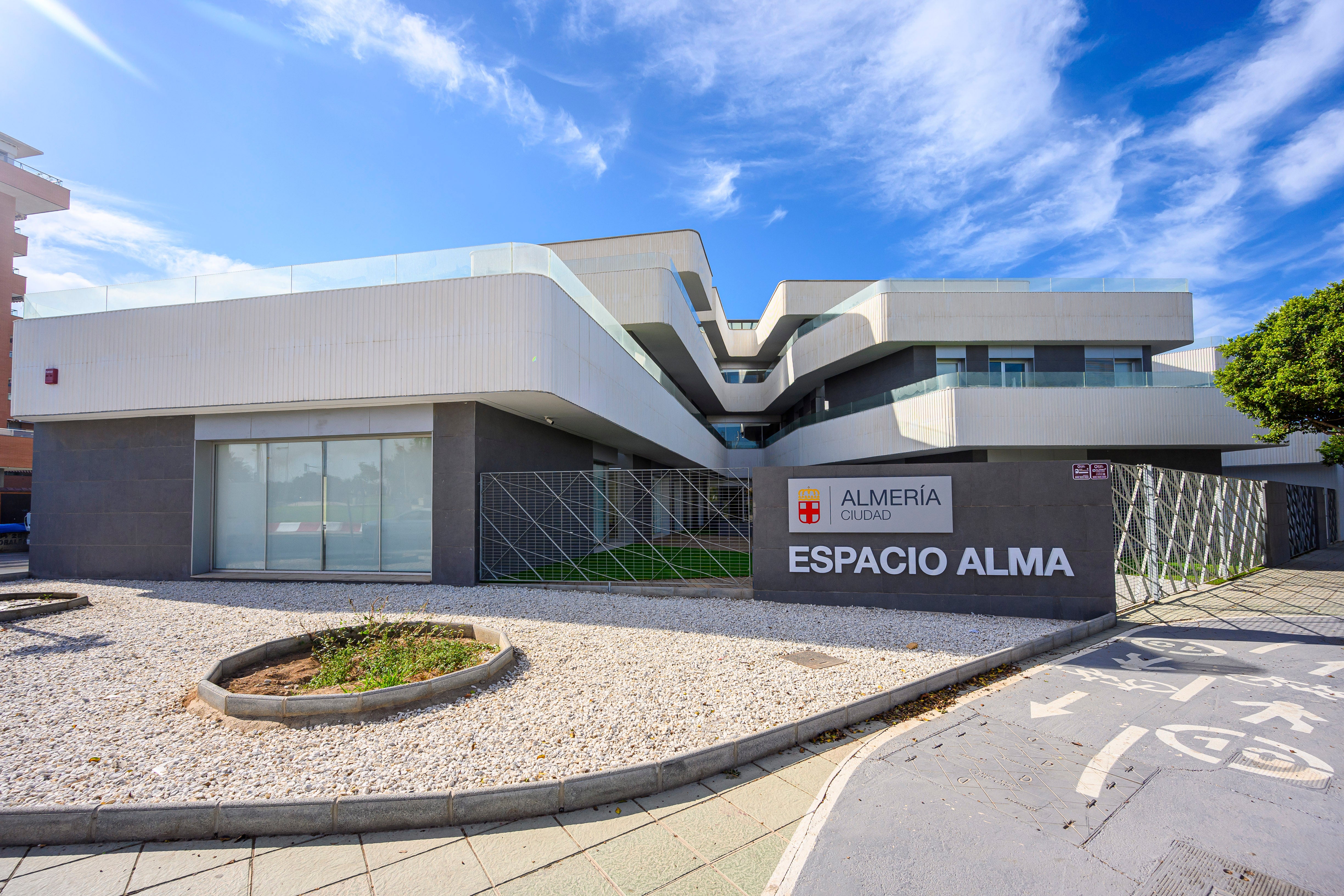 El edificio municipal de Servicios Sociales Asistenciales abre sus puertas el 30 septiembre El edificio municipal de Servicios Sociales Asistenciales abre sus puertas el 30 septiembre