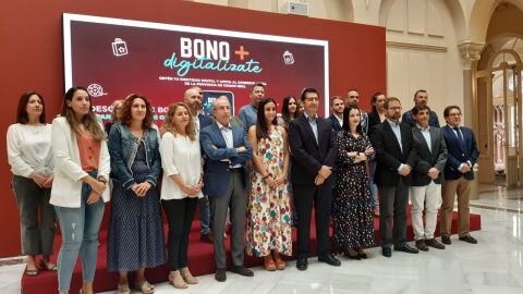 Presentación del programa &quot;Bono+Digitalízate&quot; en la Diputación de Ciudad Real