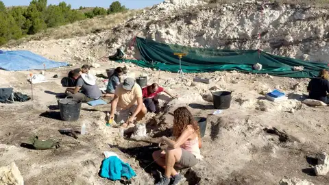 Excavación en el yacimiento La Gloria 4 