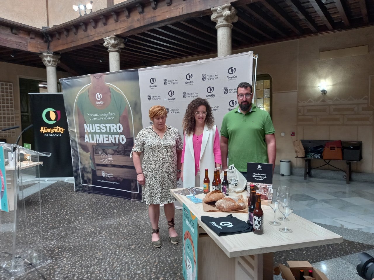 Una treintena de expositores estarán presentes en la II edición de la Feria de Alimentos de Segovia que se celebrará este sábado en La Faisanera Golf Una treintena de expositores estarán presentes en la II edición de la Feria de Alimentos de Segovia que se celebrará este sábado en La Faisanera Golf