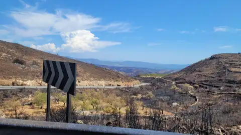 Destinan un millón de euros para acondicionar las carreteras afectadas por los incendios Destinan un millón de euros para acondicionar las carreteras afectadas por los incendios