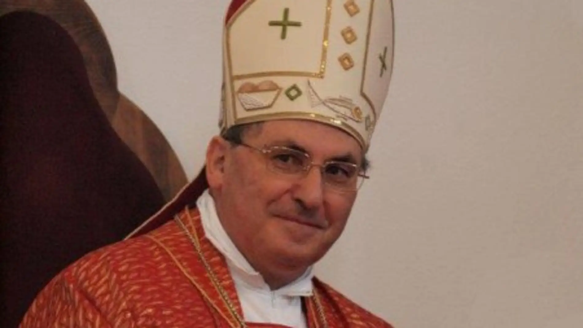El Arzobispo de Mérida-Badajoz observa discriminación de la Junta hacia el patrimonio eclesiástico de la ciudad de Badajoz 