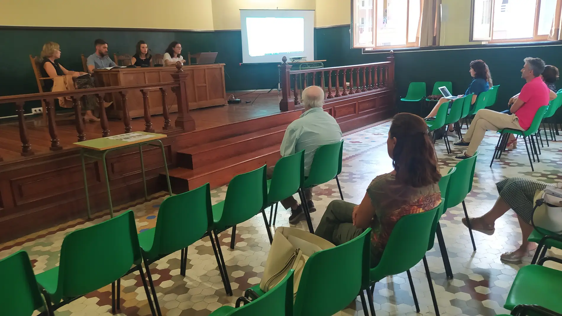 Castelló aborda el primer mercado agroecológico de venta directa y proximidad