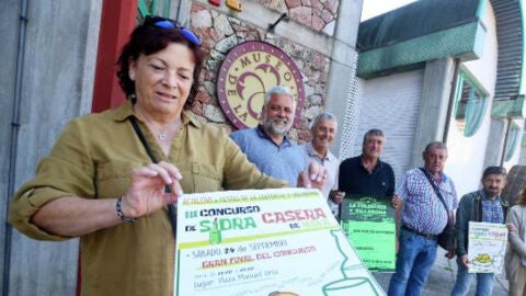 Presentaci&oacute;n del evento junto al Museo de la Sidra