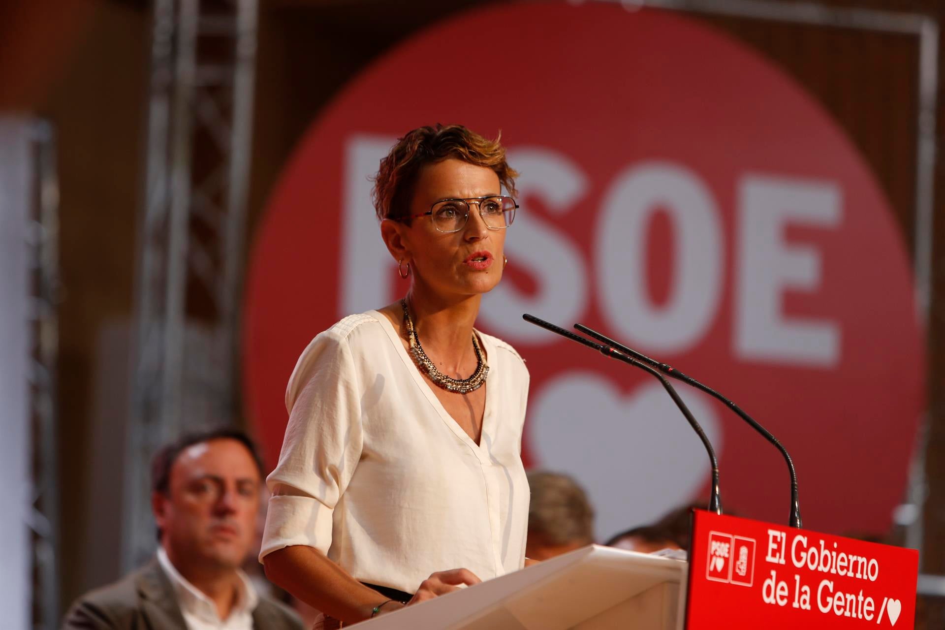 María Chivite: "Si eliminas el impuesto de patrimonio lo único que generas es que los ricos tengan más dinero" María Chivite: "Si eliminas el impuesto de patrimonio lo único que generas es que los ricos tengan más dinero"