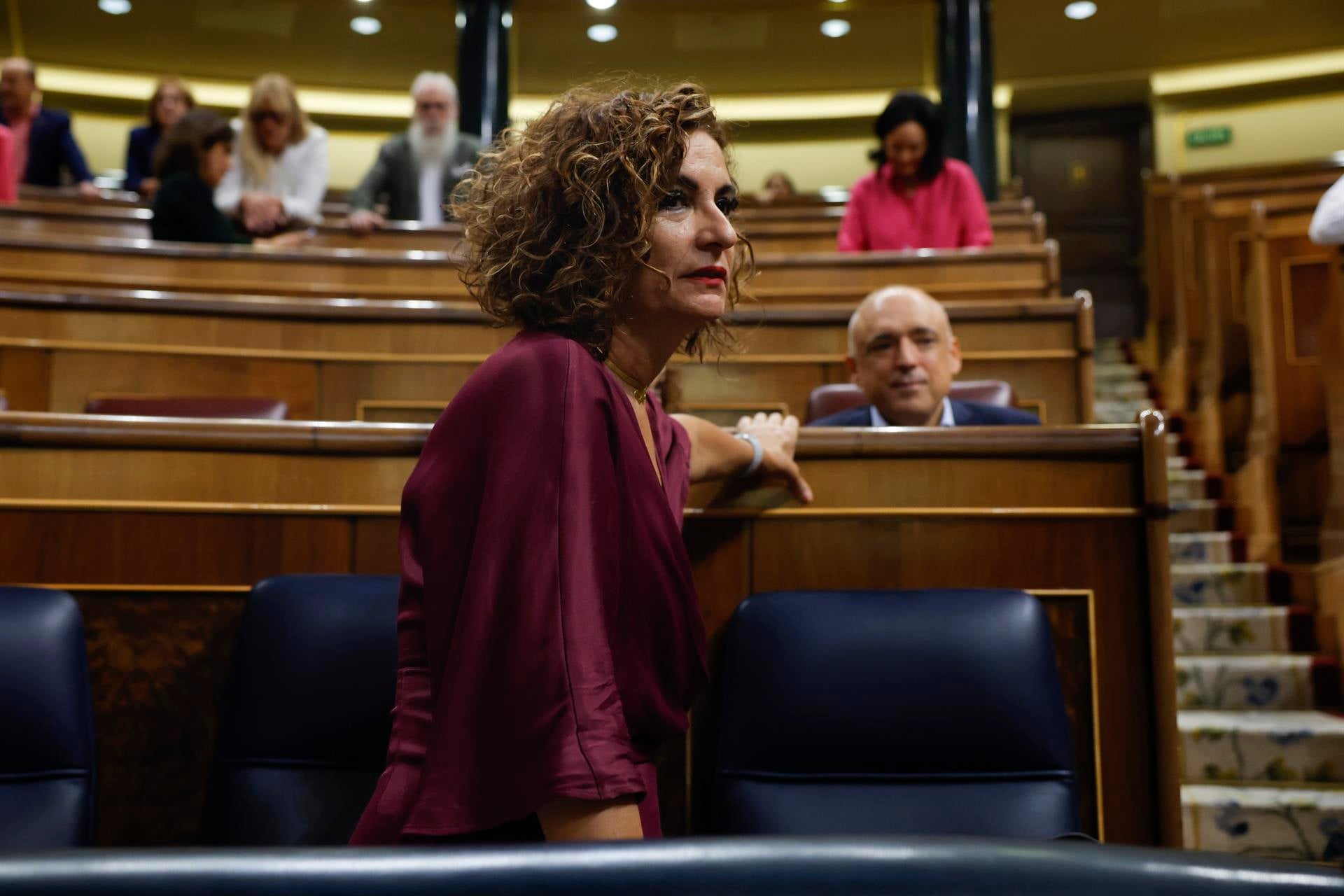 María Jesús Montero anuncia que el Gobierno creará un nuevo impuesto para las grandes fortunas en 2023 María Jesús Montero anuncia que el Gobierno creará un nuevo impuesto para las grandes fortunas en 2023