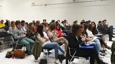XX Reunión anual de la Sociedad Vasco-Navarra de Psiquiatría XX Reunión anual de la Sociedad Vasco-Navarra de Psiquiatría
