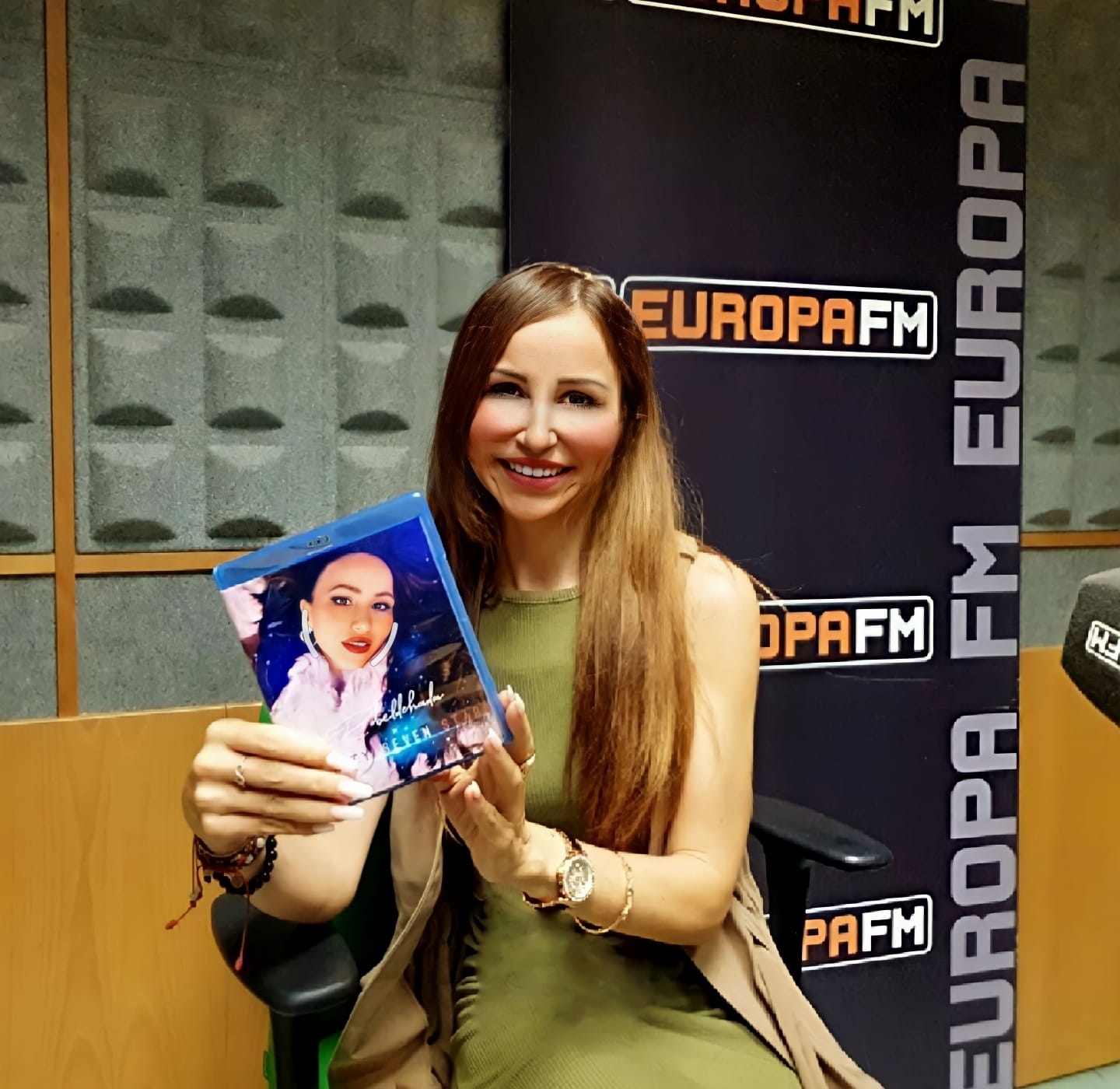 Rebeldehada nos presenta "Infinity Seven Stars", su primer álbum Rebeldehada nos presenta "Infinity Seven Stars", su primer álbum