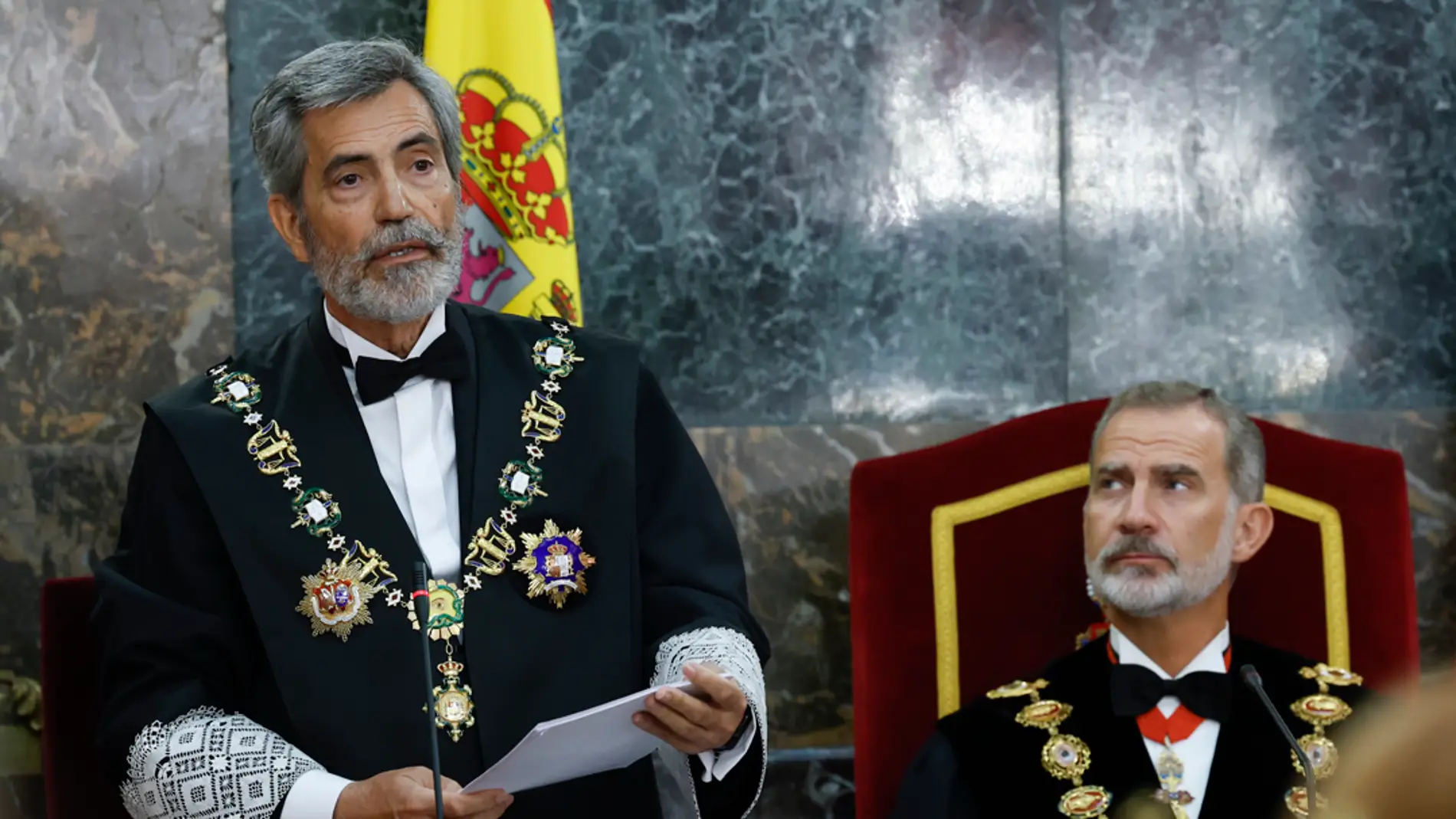 Imagen de archivo del presidente del Tribunal Supremo, Carlos Lesmes, ante el rey Felipe, en el acto de apertura del Año Judicial el pasado 7 de septiembre.