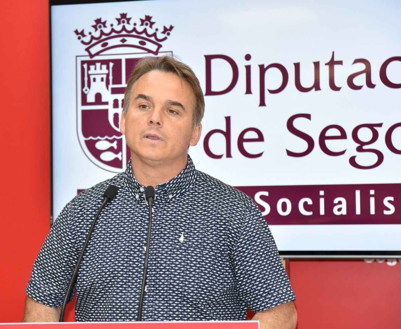 El Psoe pide a la Diputación que atienda las peticiones de las trabajadoras del servicio de ayuda a domicilio El Psoe pide a la Diputación que atienda las peticiones de las trabajadoras del servicio de ayuda a domicilio