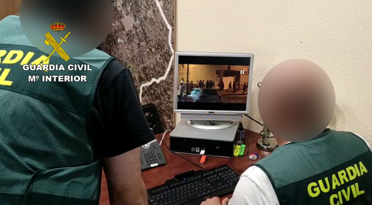 La Guardia Civil esclarece una riña tumultuaria en El Raal con la detención de cuatro jóvenes La Guardia Civil esclarece una riña tumultuaria en El Raal con la detención de cuatro jóvenes