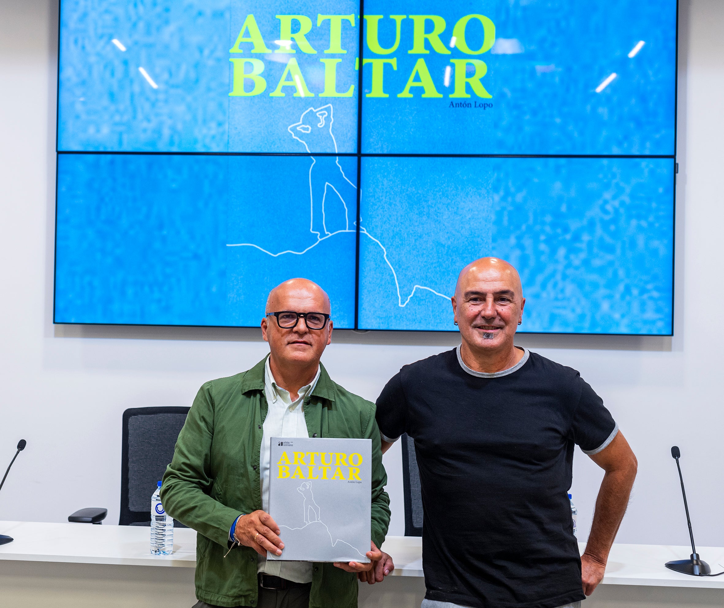 O xornalista Antón Lopo presenta o libro "Arturo Baltar" O xornalista Antón Lopo presenta o libro "Arturo Baltar"